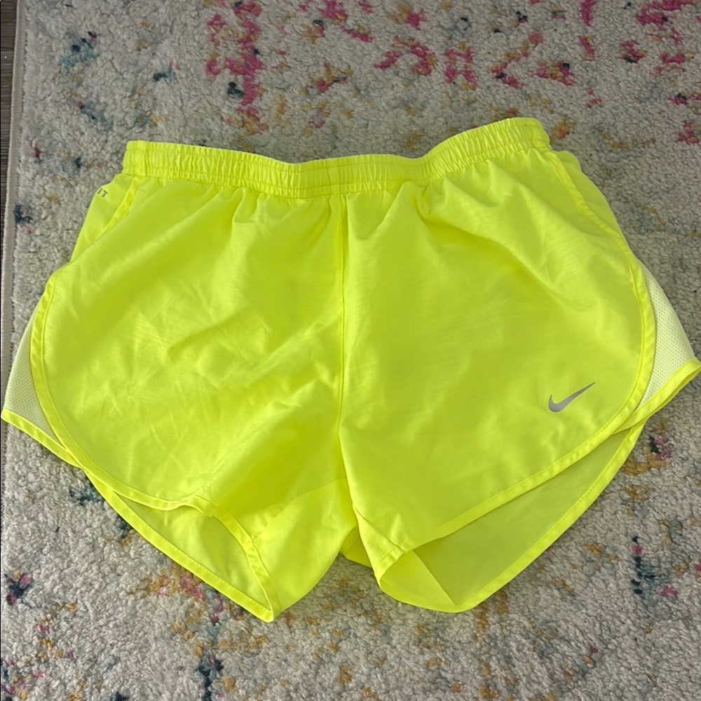 Women’s XS Nike Running shorts in excellent, like new condition